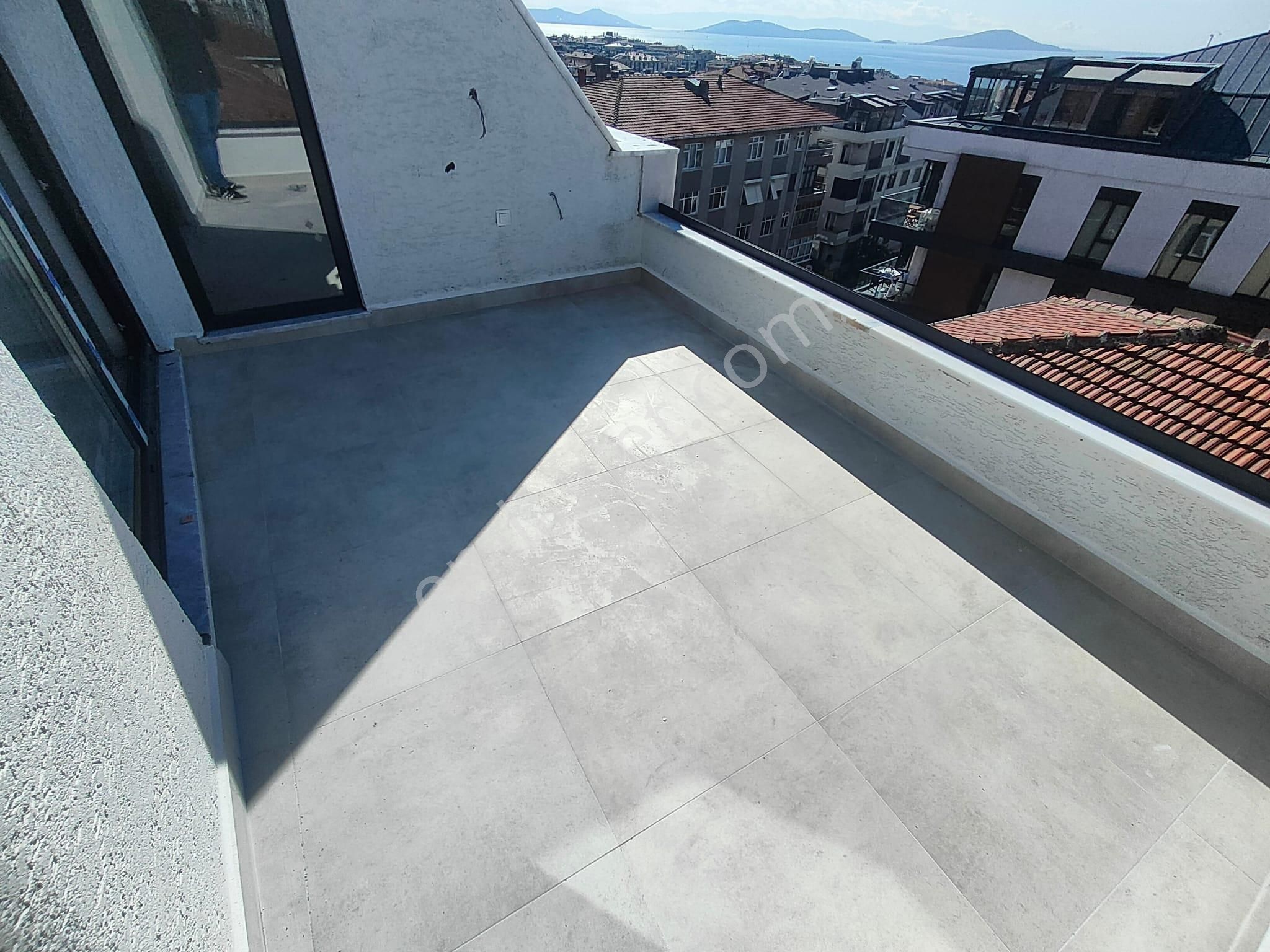 Emlak Dünyasından Altıntepede Deniz Manzaralı 3+2 Dubleks - Görsel 20