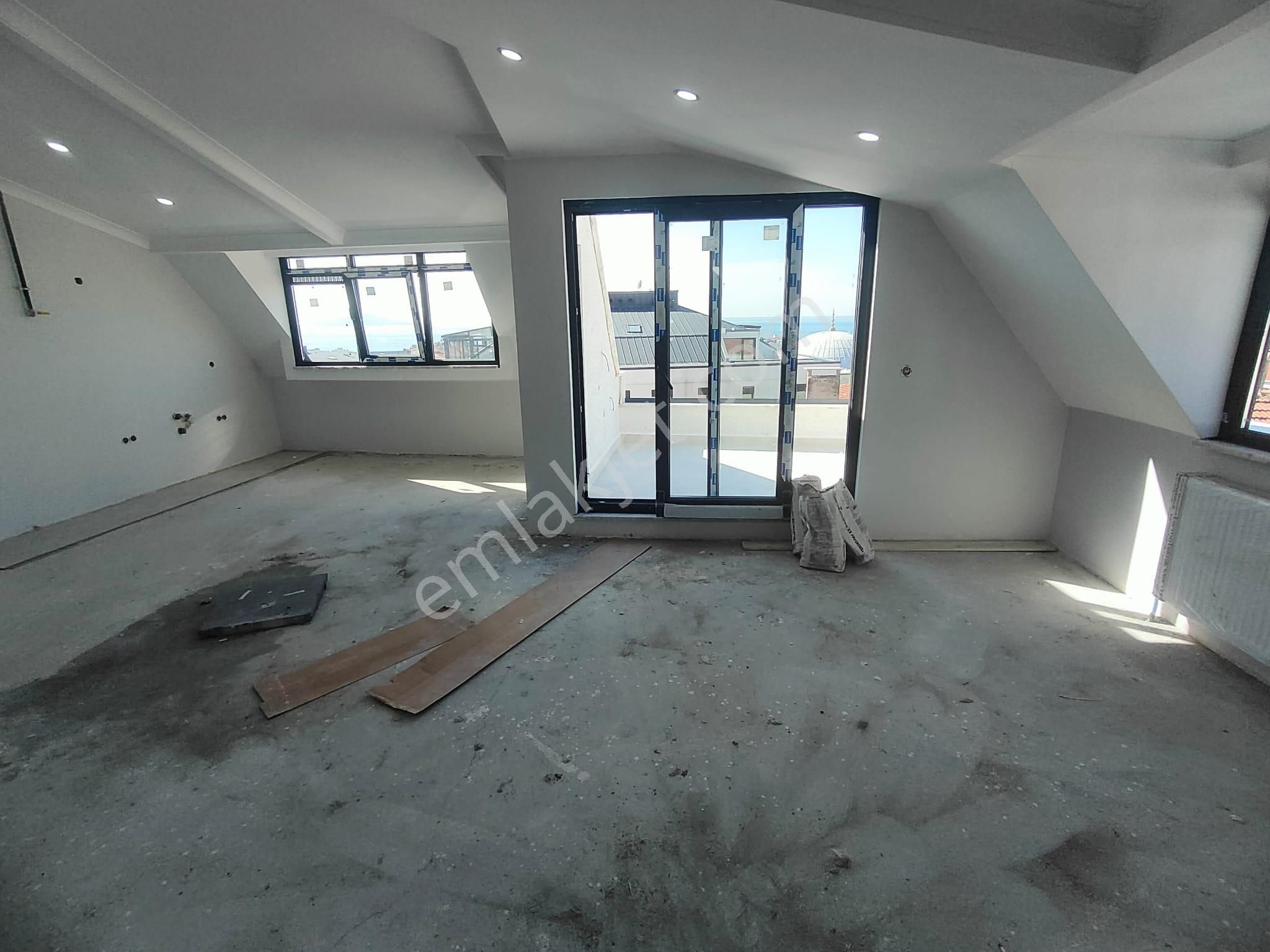 Emlak Dünyasından Altıntepede Deniz Manzaralı 3+2 Dubleks - Görsel 19