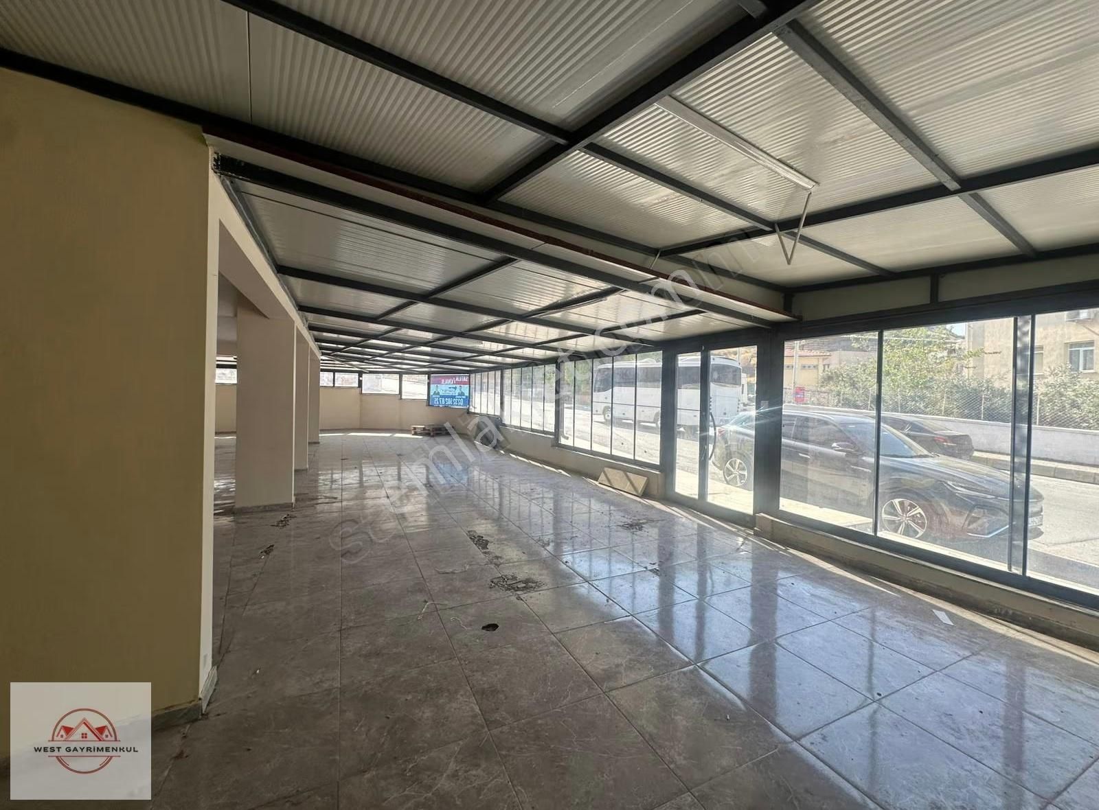 Bornova Pınarbaşı-satılık 230m² Sıfır Dükkan (işlek Cadde Üzeri) - Görsel 7