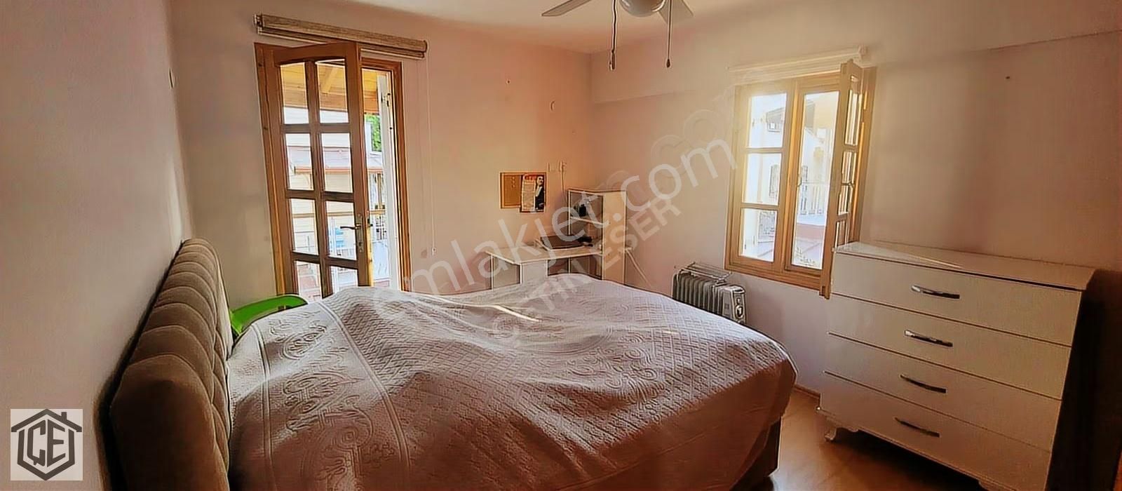 Özdere Orta Mahalle De Denize 60 Metre Site İçinde Bakımlı Villa - Görsel 11