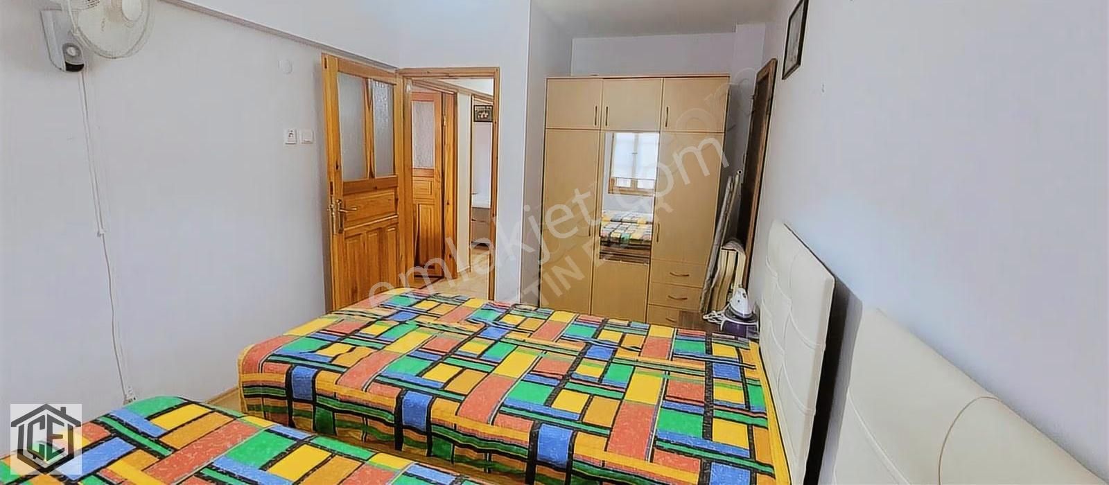 Özdere Orta Mahalle De Denize 60 Metre Site İçinde Bakımlı Villa - Görsel 27