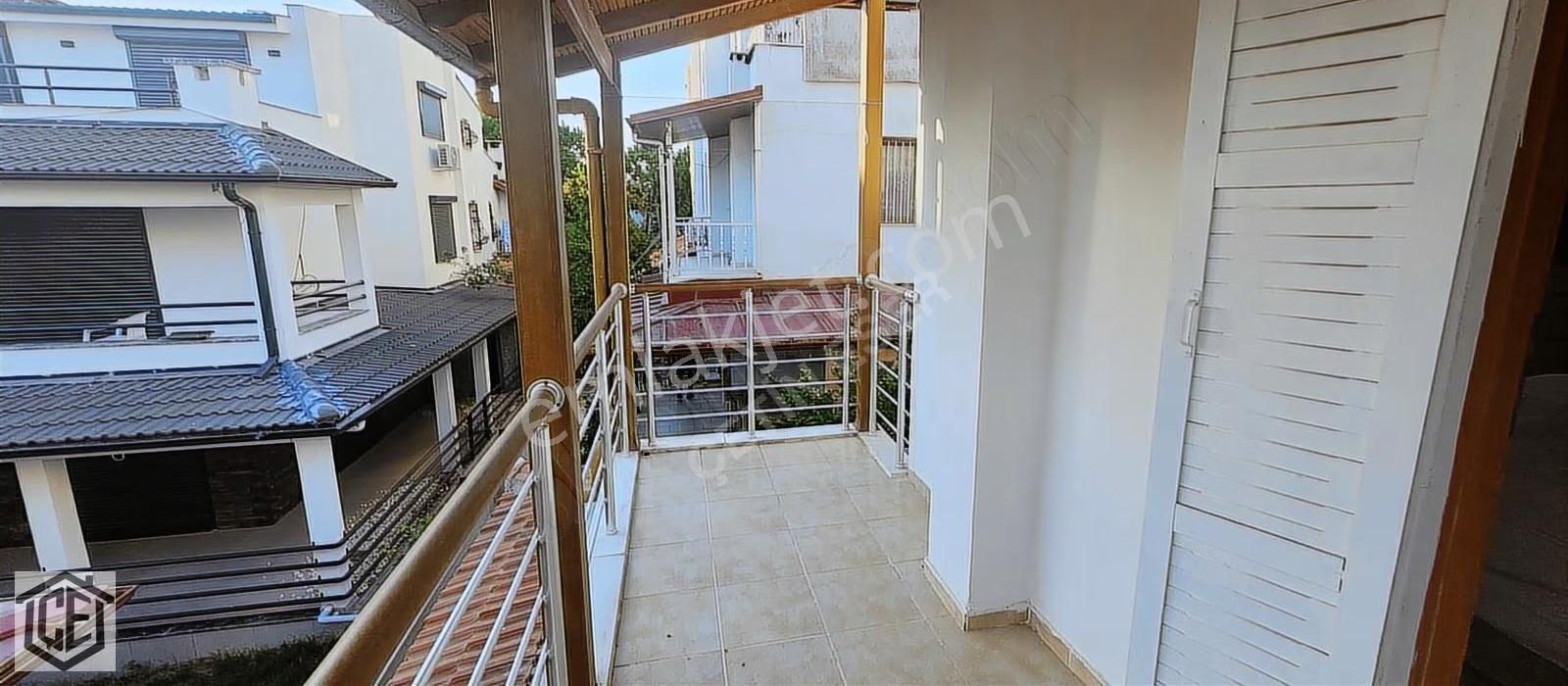 Özdere Orta Mahalle De Denize 60 Metre Site İçinde Bakımlı Villa - Görsel 16