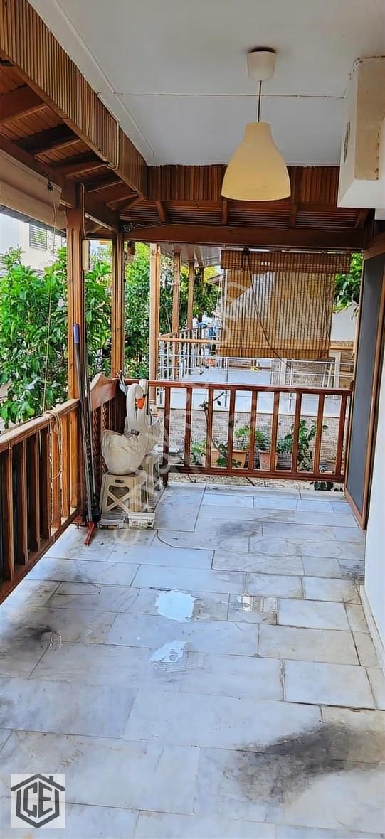 Özdere Orta Mahalle De Denize 60 Metre Site İçinde Bakımlı Villa - Görsel 17