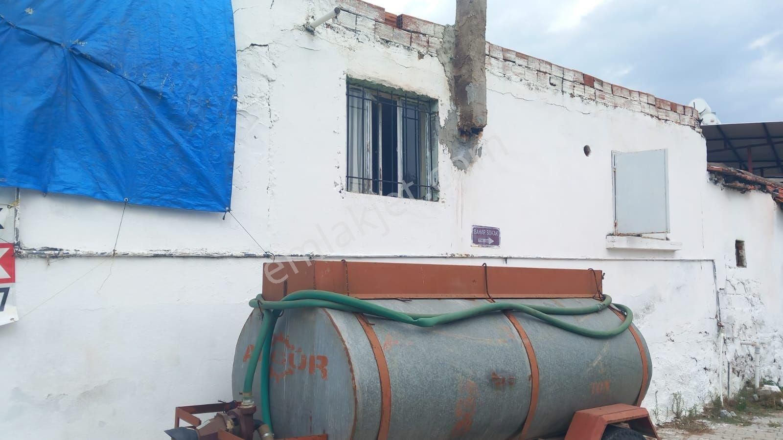 Ortaklar Pazarkuram Mahallesinde 2+1 Ahşap Ev - Görsel 8