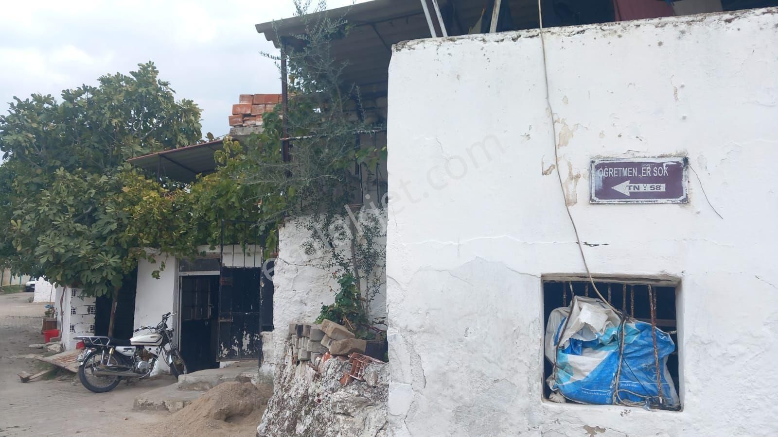 Ortaklar Pazarkuram Mahallesinde 2+1 Ahşap Ev - Görsel 9