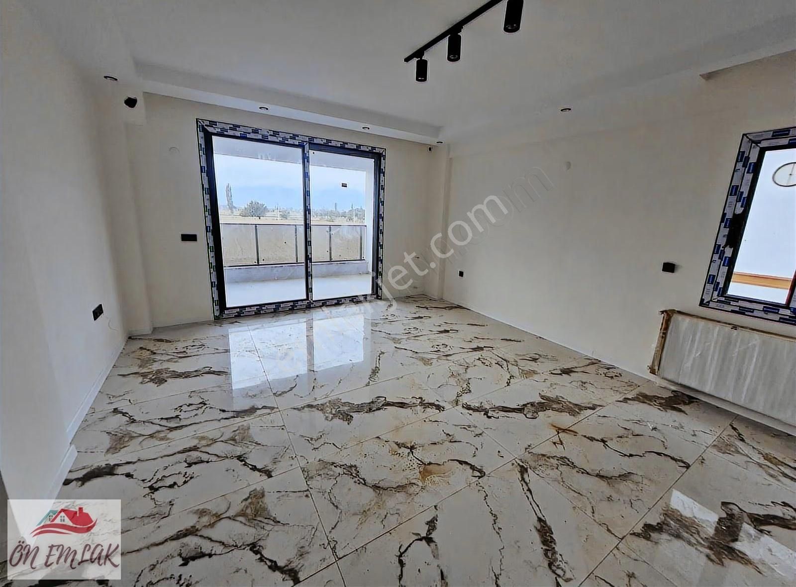 Ön Emlak'tan Burhaniye Bahçelievlerde Satılık Sıfır 1+1 Daire! - Görsel 13