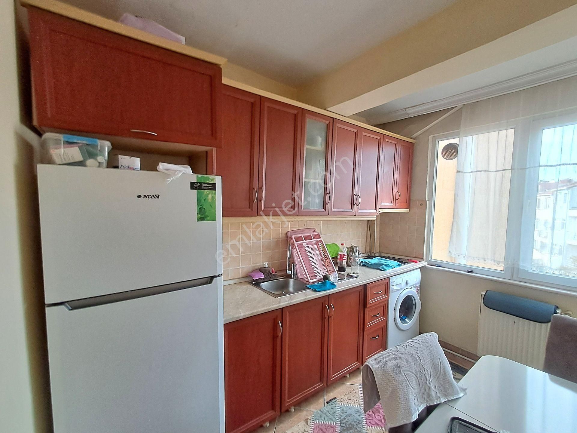 Satılık Bina. Fatih - Şehremini Büyük Saray Meydanında, Meydan Cepheli. - Görsel 17