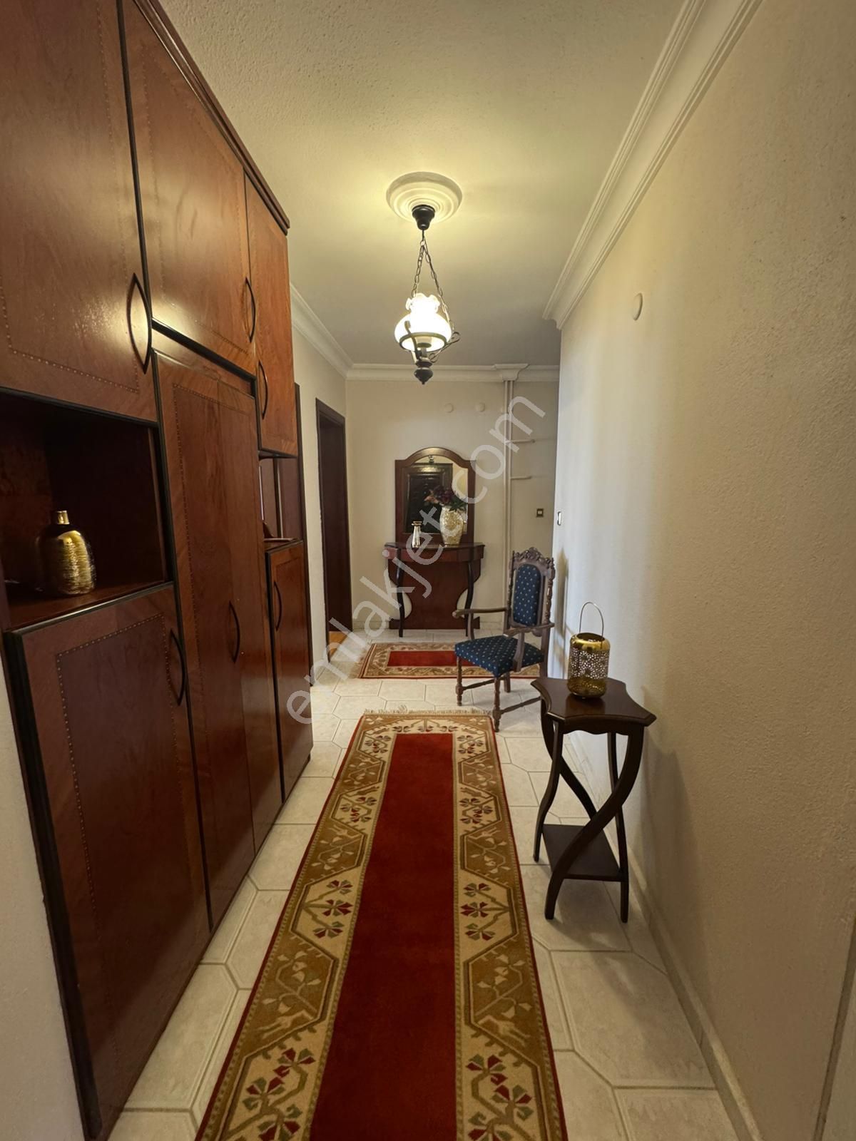Özmecaz'dan Fesleğen Mah. İnönü Cad. Üzeri 150m2 Arakat Asansörlü Geniş Daire - Görsel 9