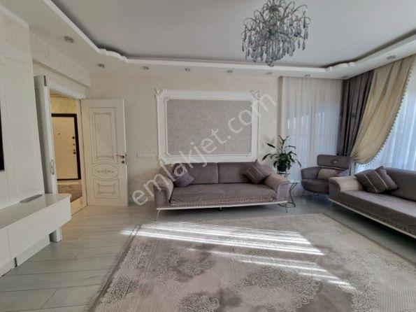 Fener Sitesinde Tadilatlı Kombili Geniş 3+1 Daire - Görsel 8