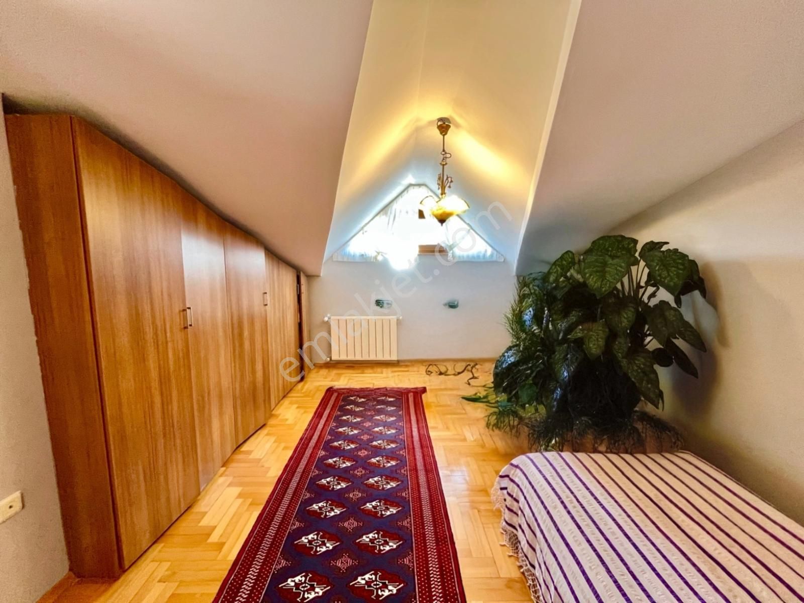 19 Mayıs Mah.de Kapalı Otoparklı Az Katlı Binada 165 M2 Net 5+1 Dublex - Görsel 24