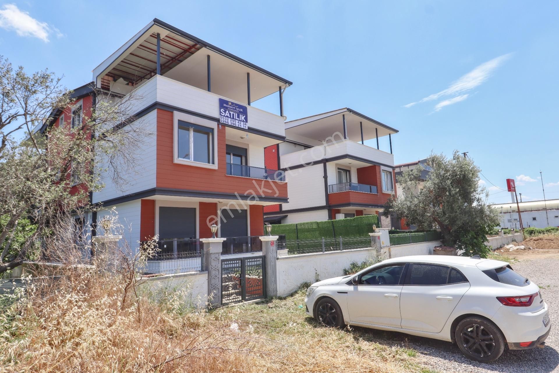 Güre'de Satılık 4+1 Sıfır Villa Denize 400 Metre - Görsel 4
