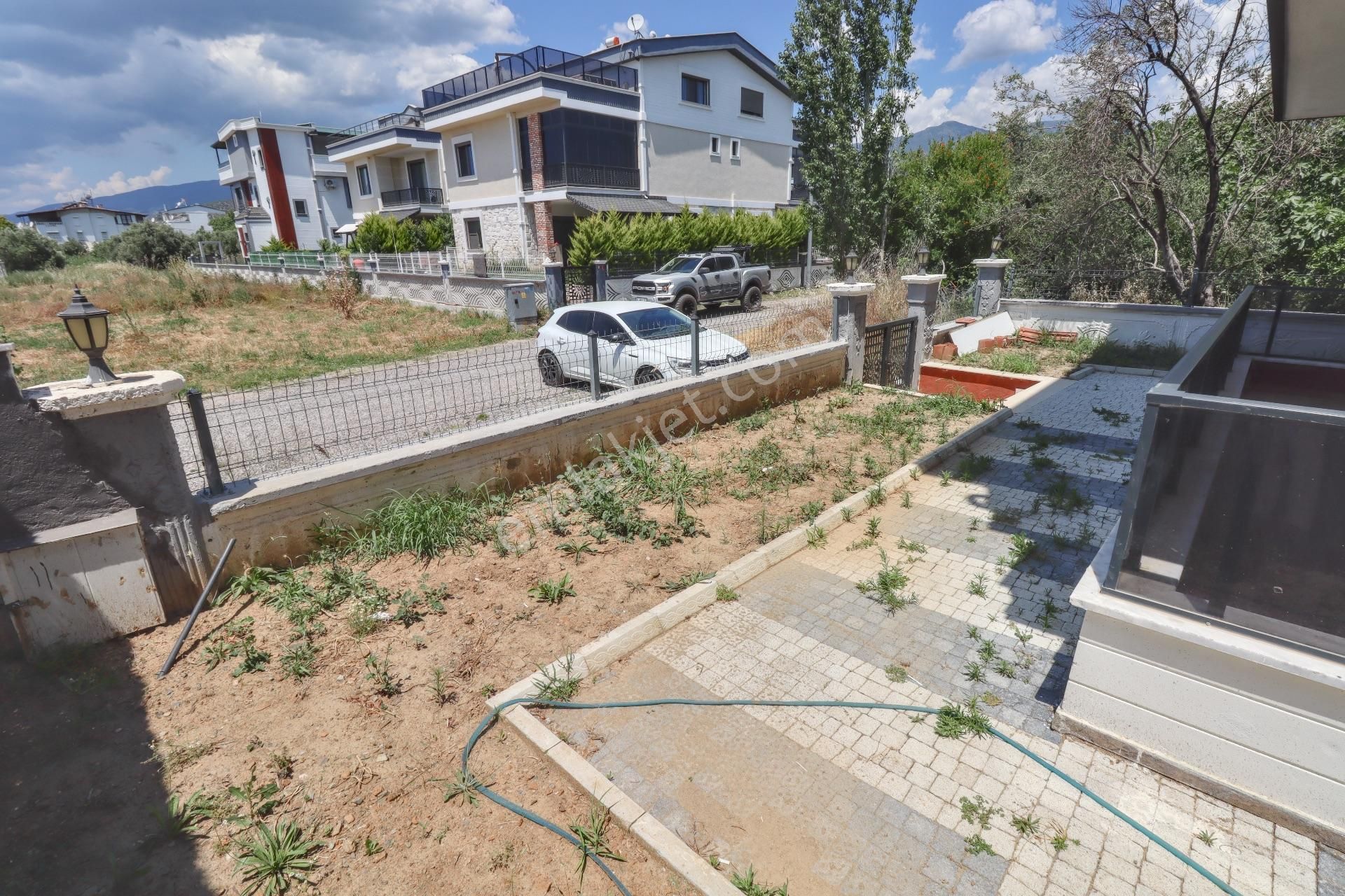 Güre'de Satılık 4+1 Sıfır Villa Denize 400 Metre - Görsel 6