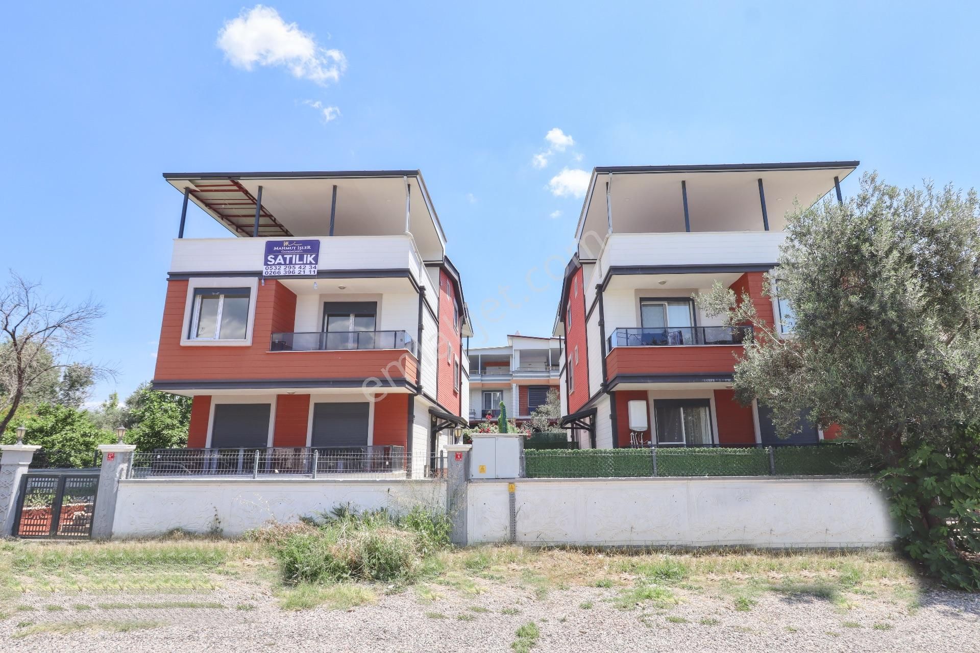 Güre'de Satılık 4+1 Sıfır Villa Denize 400 Metre - Görsel 3