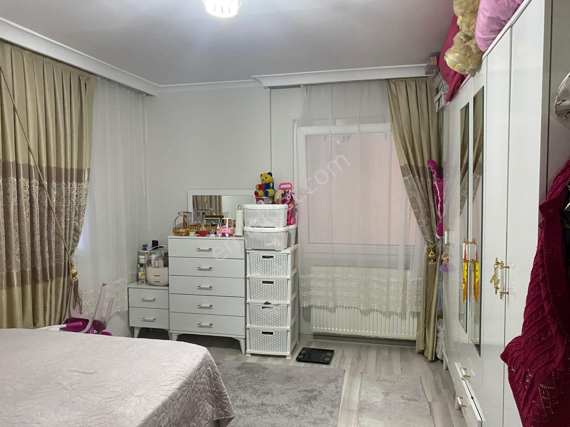 Avrupa Emlak Tan Esenler Fatih Mah 88m² 2+1 Bahçe Kat,10 Yıllık,iskanlı,krediye Uygun,satılık Daire - Görsel 7
