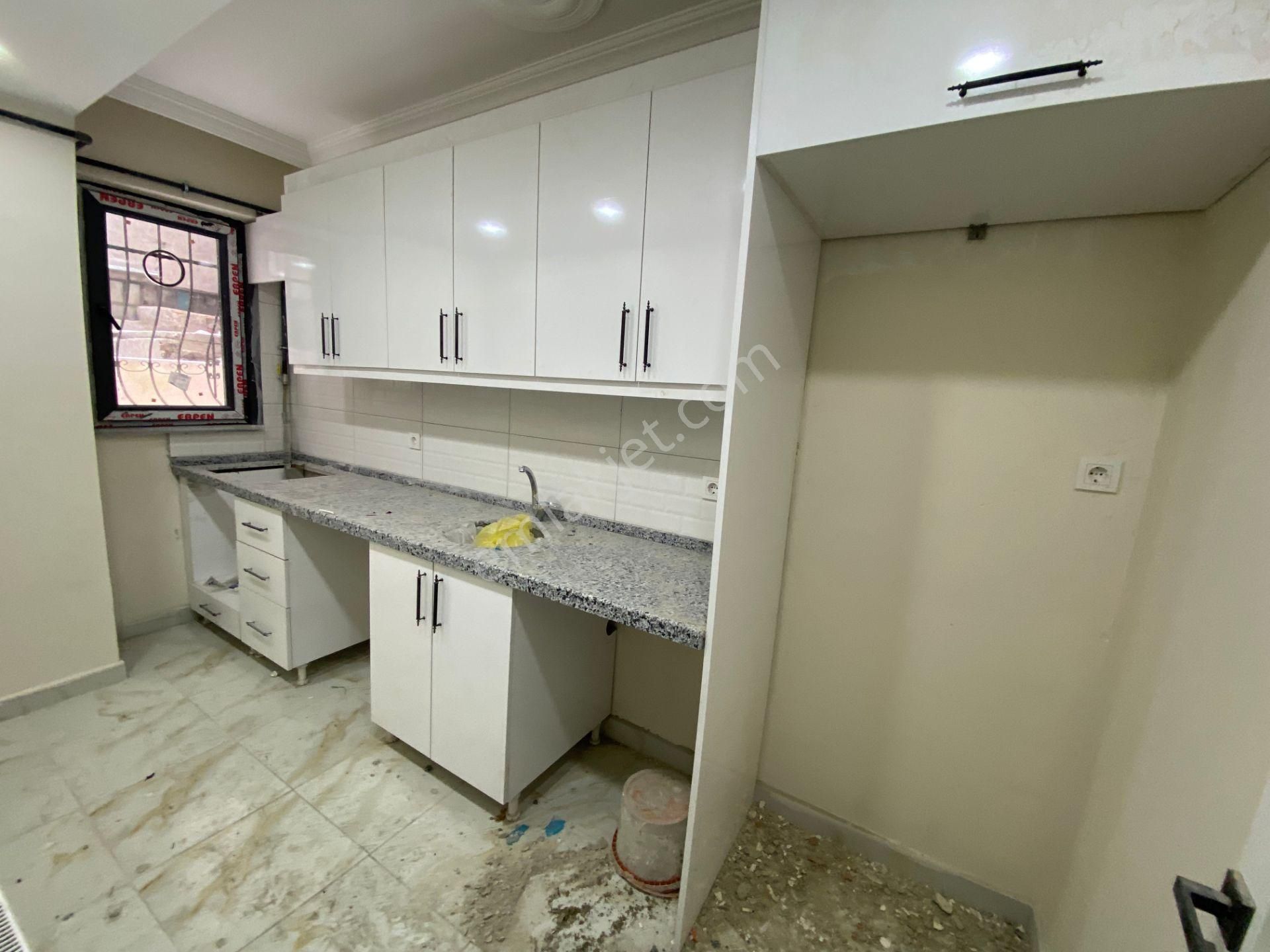 Avrupa Emlak Tan Esenler Fatih Mah 90m² 3+1 Bahçe Kat,sıfır,tek Daire Üzerine,satılık Daire - Görsel 12
