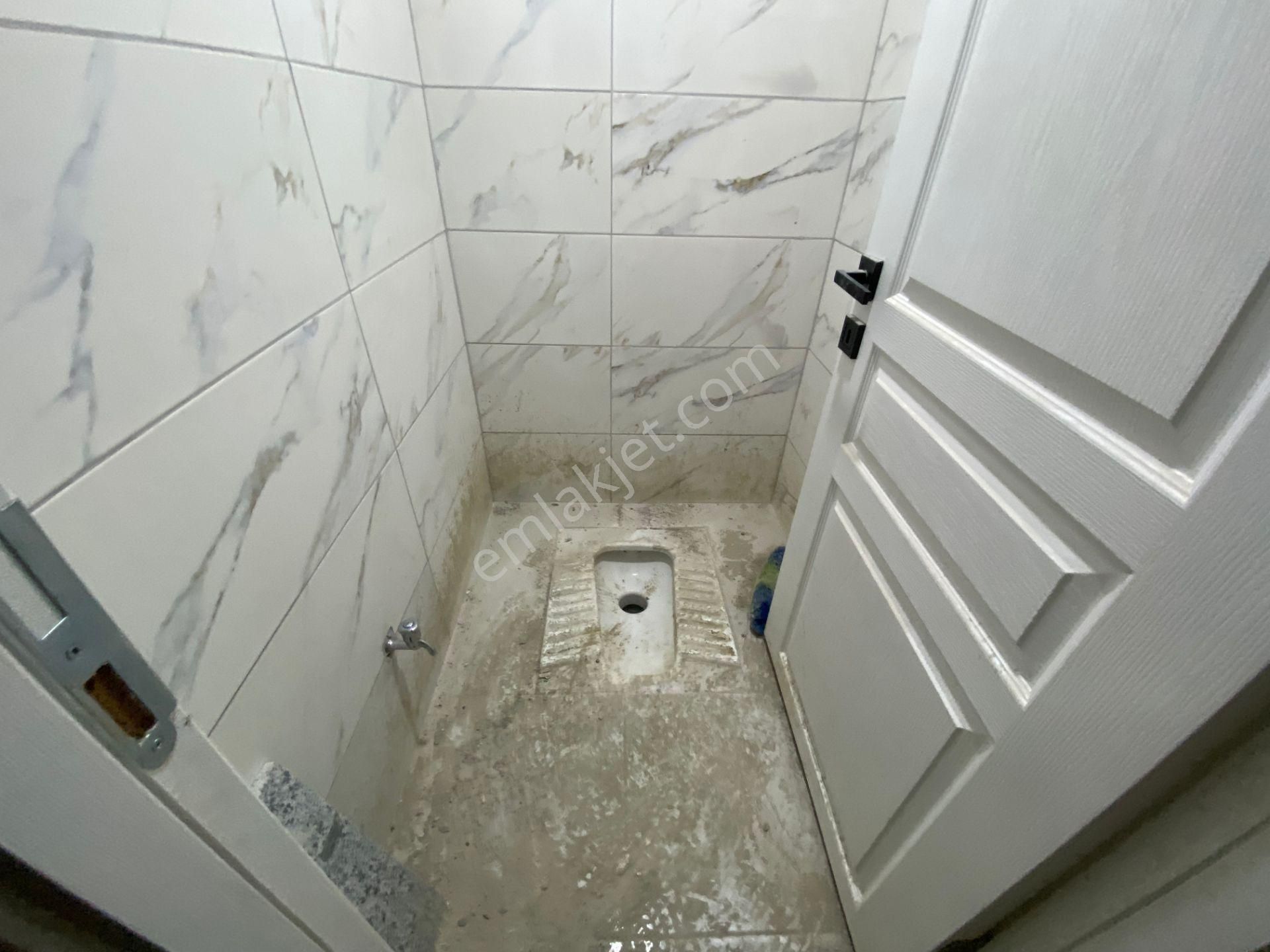 Avrupa Emlak Tan Esenler Fatih Mah 90m² 3+1 Bahçe Kat,sıfır,tek Daire Üzerine,satılık Daire - Görsel 17