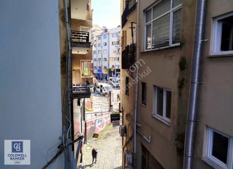 Çarşı Mah. Ptt Yanında 2+1 Satılık Daire/ofis/büro - Görsel 2