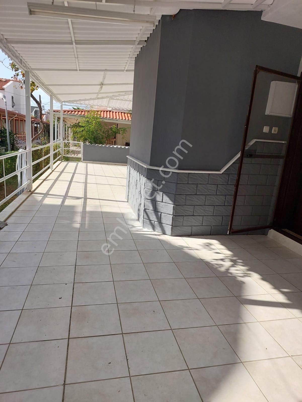 Sahil Sitelerinde Denize 350 Metre 3+1 Yazlık - Görsel 8