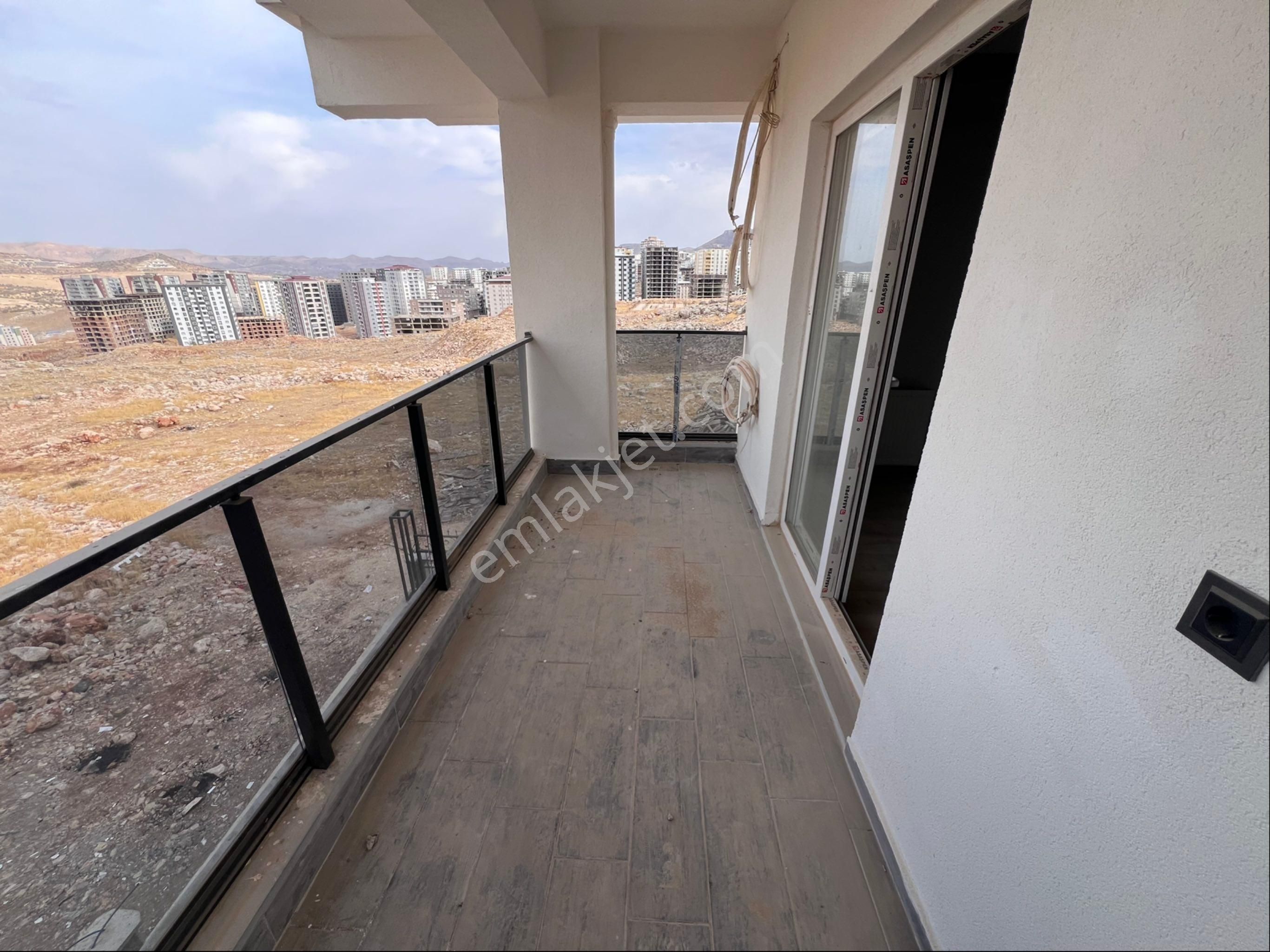 Murat Emlaktan Ultra Lüks Sıfır En Geniş 2+1 Dairemiz Satılıktır - Görsel 19