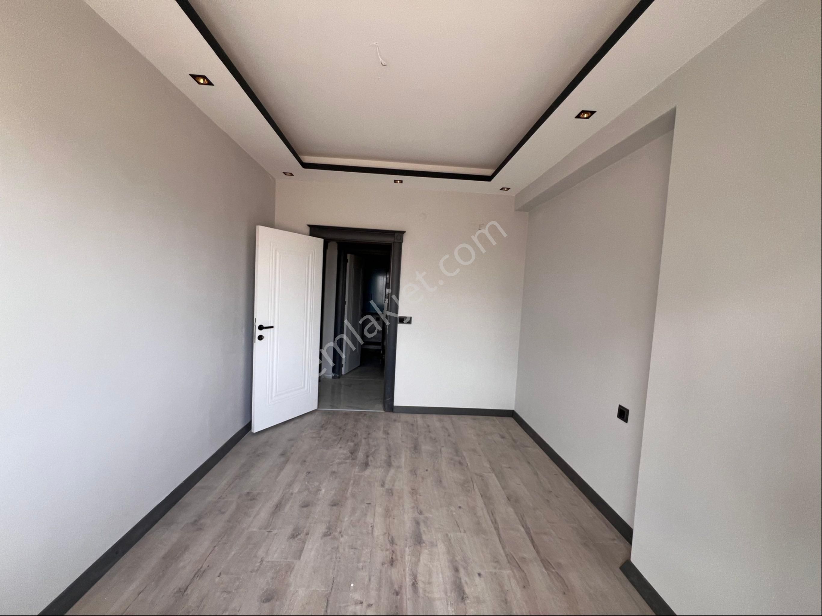 Murat Emlaktan Ultra Lüks Sıfır En Geniş 2+1 Dairemiz Satılıktır - Görsel 9