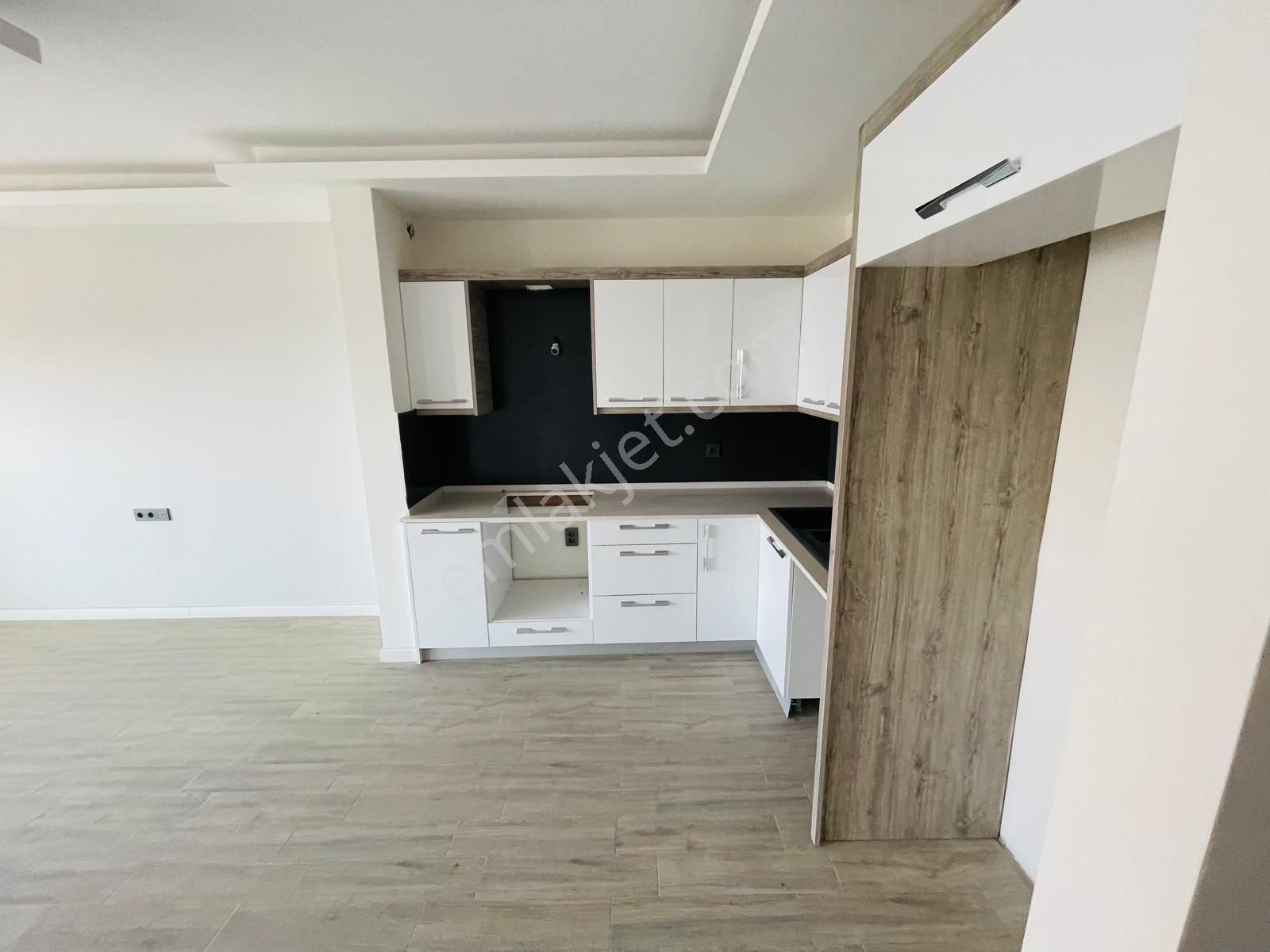 Kuşadası Degirmendere Satilik Çift Banyolu 2+1 Daire - Görsel 31