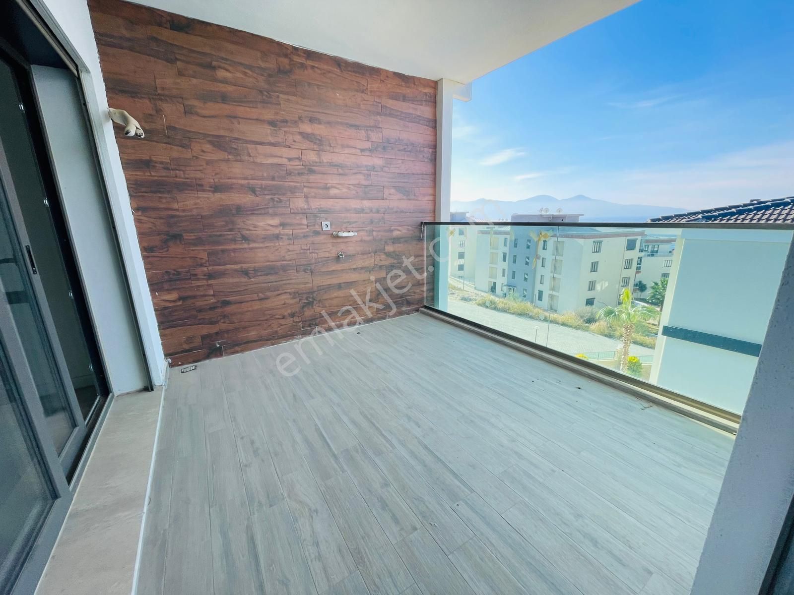 Kuşadası Degirmendere Satilik Çift Banyolu 2+1 Daire - Görsel 4