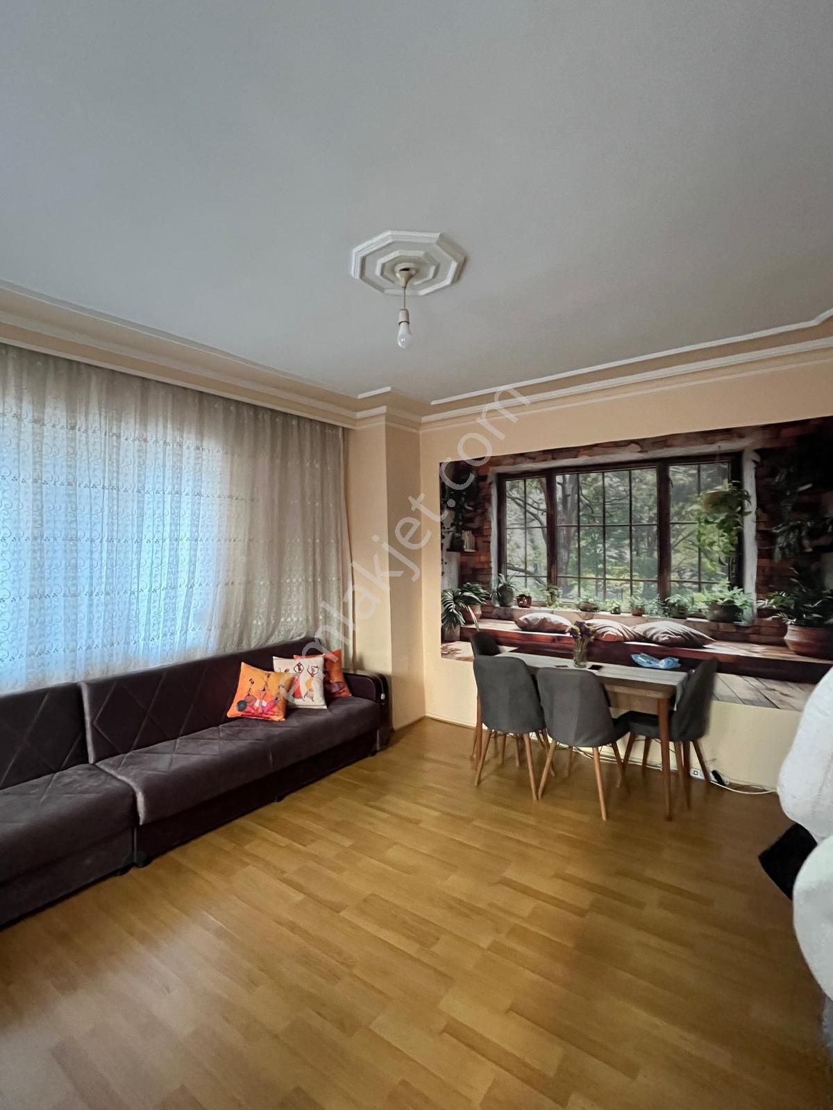 Merkezde Tramvay Yakını Çok Geniş 2+1 - Görsel 2