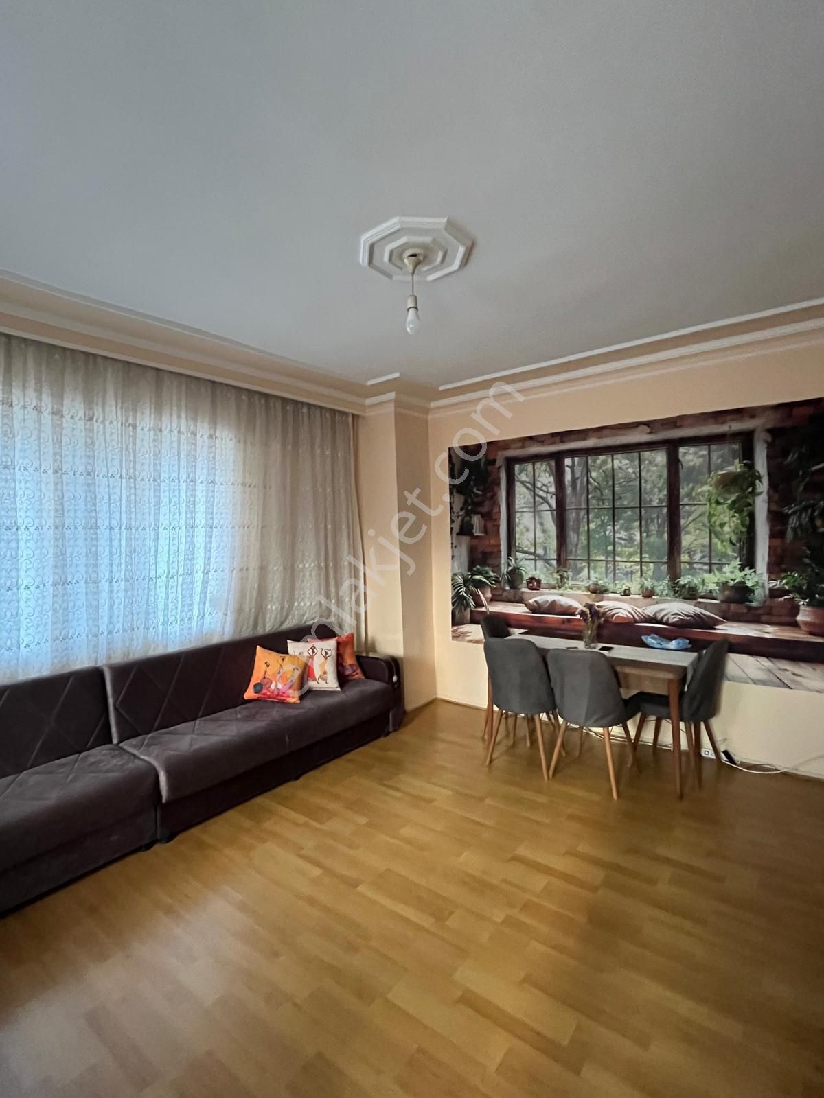 Merkezde Tramvay Yakını Çok Geniş 2+1 - Görsel 5