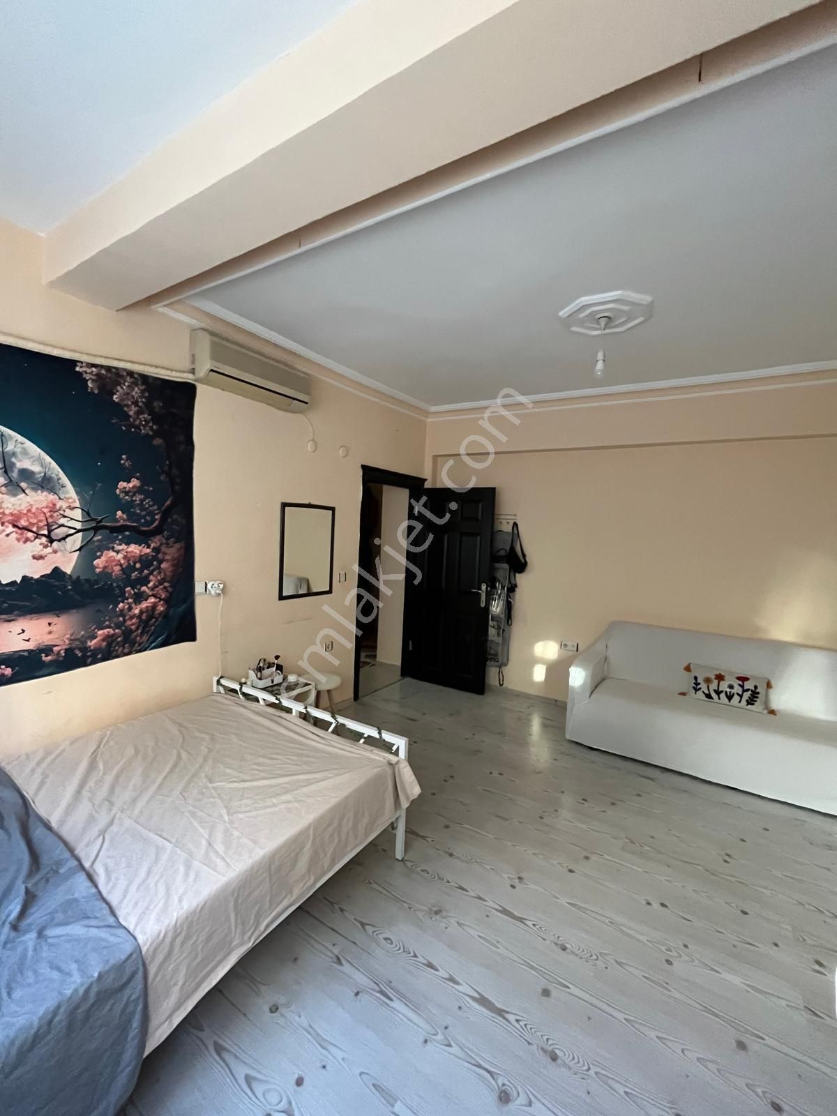 Merkezde Tramvay Yakını Çok Geniş 2+1 - Görsel 11