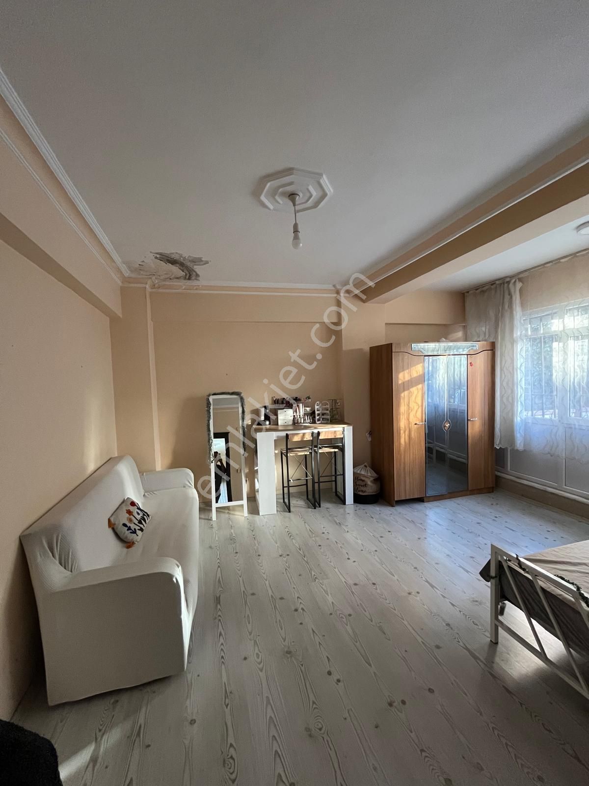 Merkezde Tramvay Yakını Çok Geniş 2+1 - Görsel 12