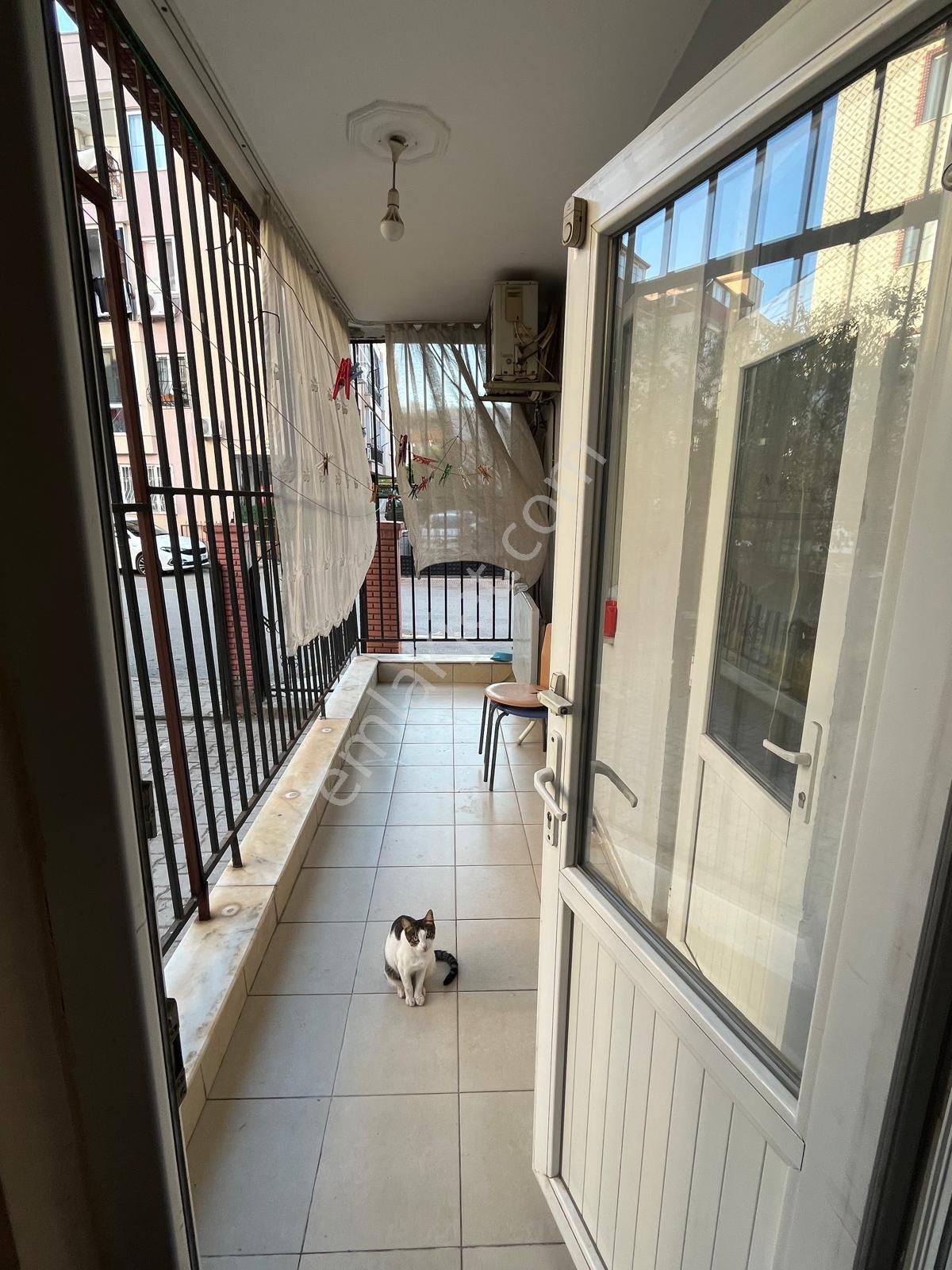 Merkezde Tramvay Yakını Çok Geniş 2+1 - Görsel 23