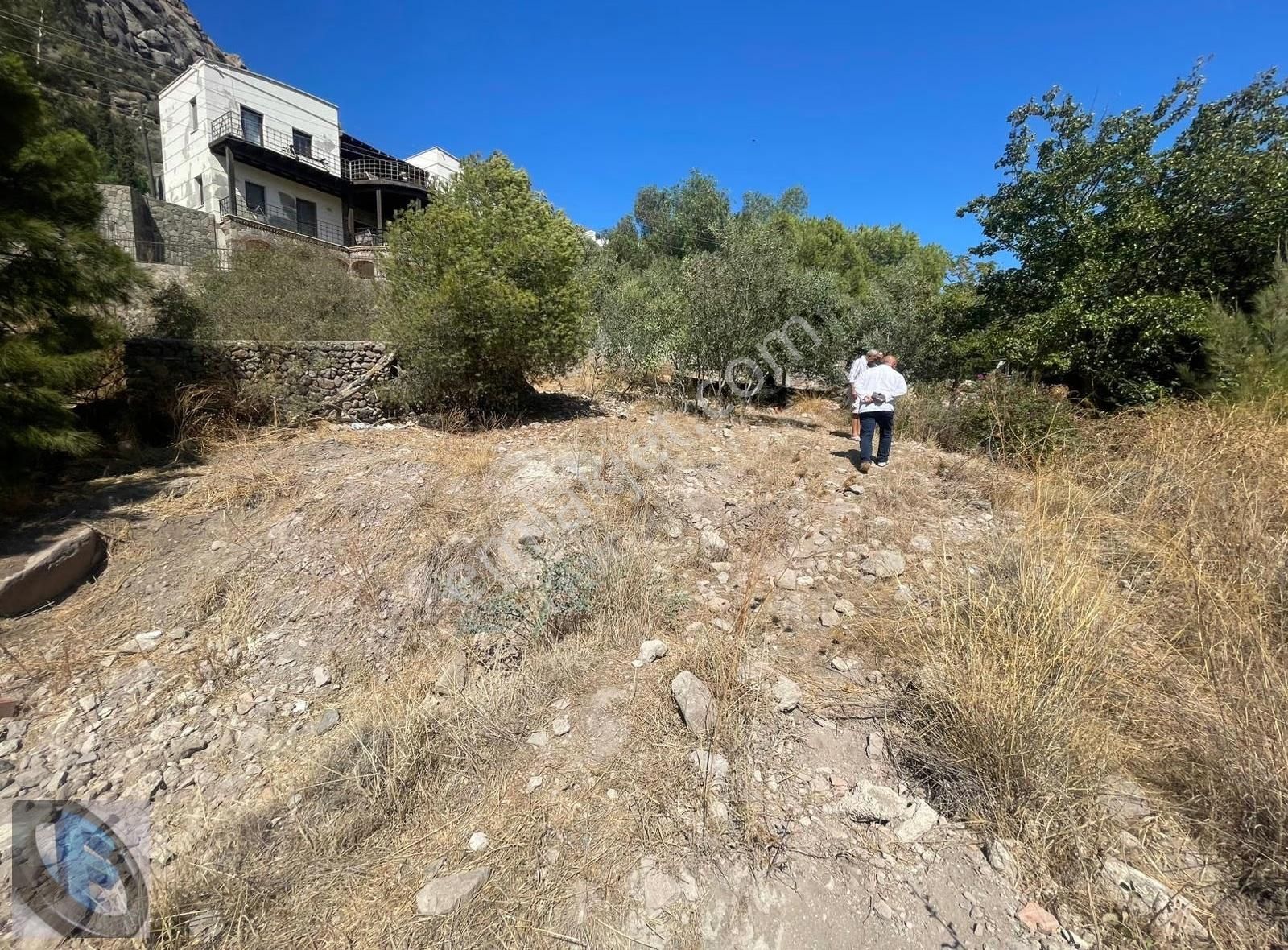 Favori'den Türkbükünde Deniz Manzaralı 20/40 İmarlı Villa Arsası - Görsel 6