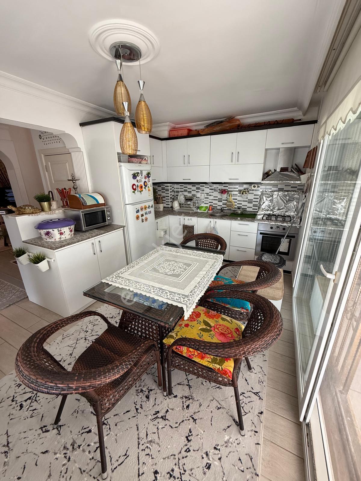 Kuşadası Davutlar Caferli'de Deniz Manzaralı Satılık Villa - Görsel 13