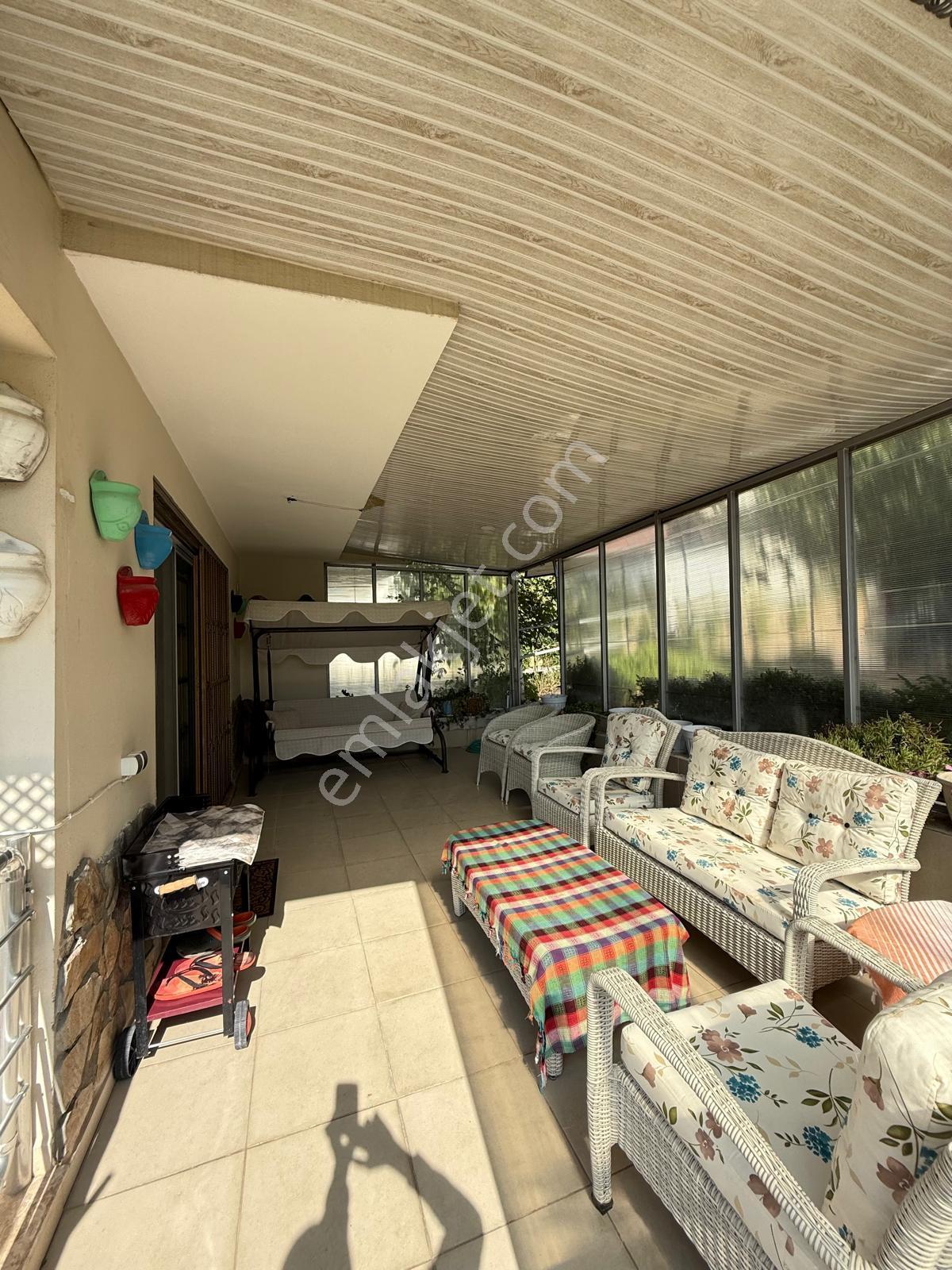 Kuşadası Davutlar Caferli'de Deniz Manzaralı Satılık Villa - Görsel 14
