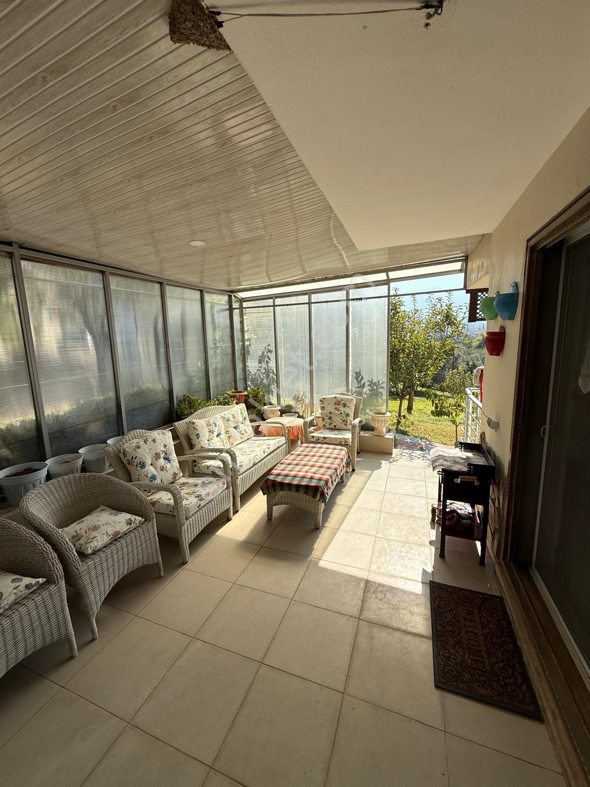 Kuşadası Davutlar Caferli'de Deniz Manzaralı Satılık Villa - Görsel 15