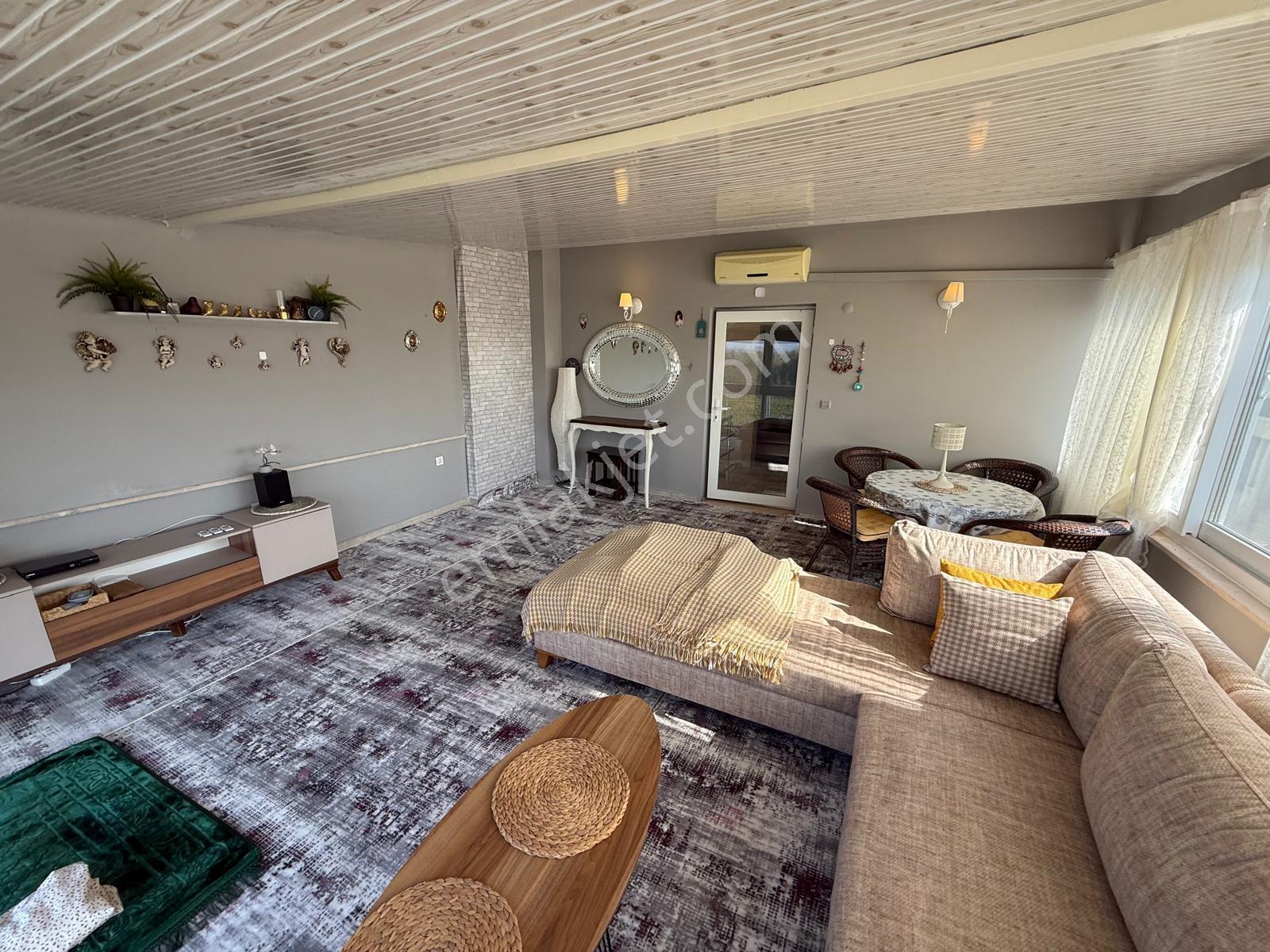 Kuşadası Davutlar Caferli'de Deniz Manzaralı Satılık Villa - Görsel 8