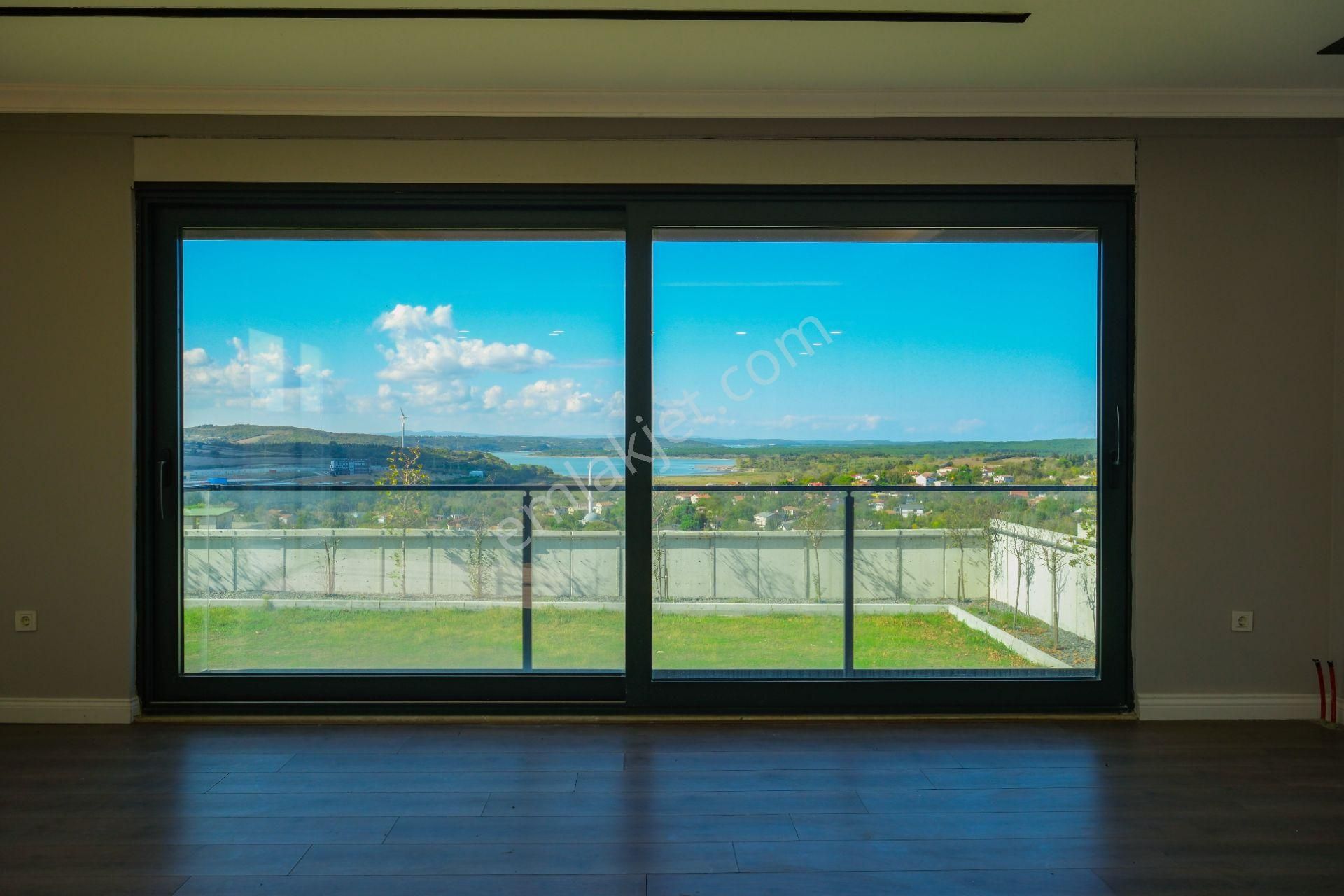 Arnavutköy Durusuda Satılık Tripleks Villa, Net 302 M2. Göl Manzaralı - Görsel 21