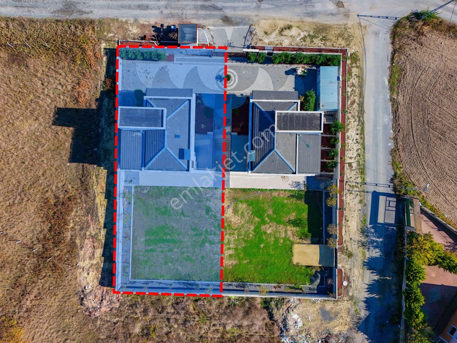 Arnavutköy Durusuda Satılık Tripleks Villa, Net 302 M2. Göl Manzaralı - Görsel 7