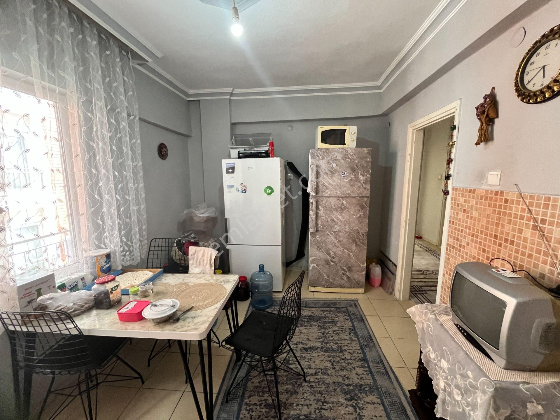 Servis Güzergahında Ayrı Mutfaklı Arakat 3+1 Daire - Görsel 17