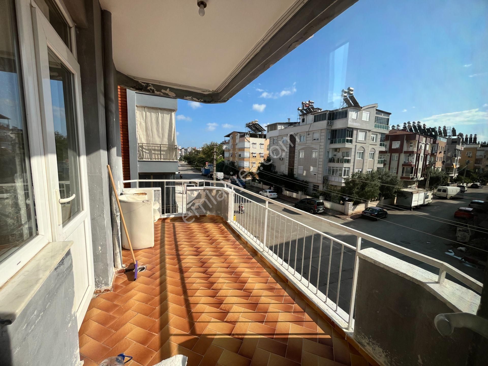 Servis Güzergahında Ayrı Mutfaklı Arakat 3+1 Daire - Görsel 7