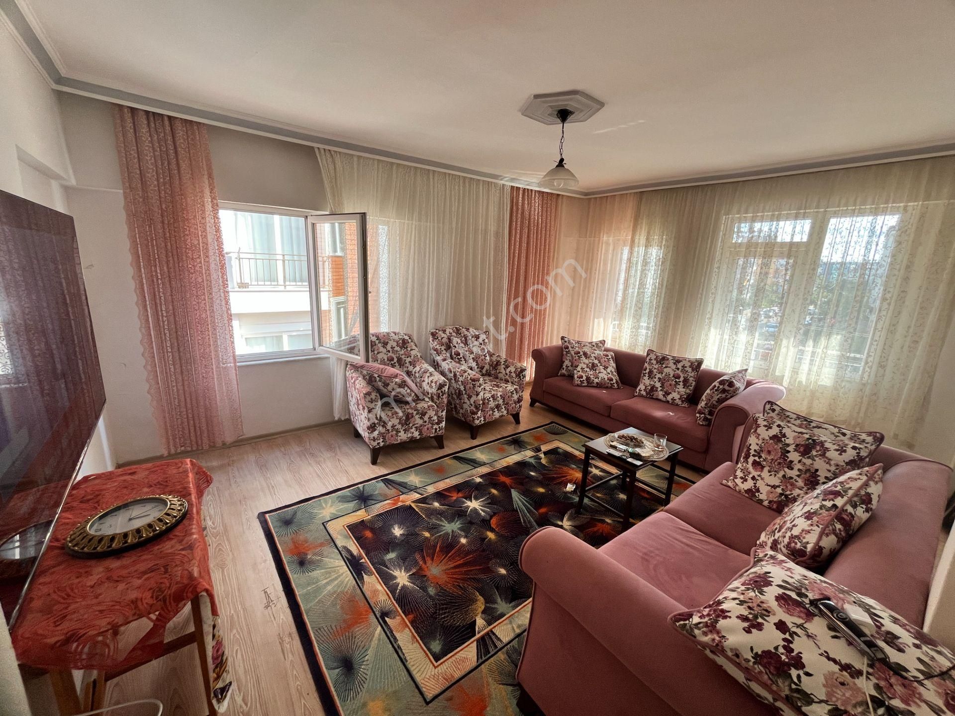 Servis Güzergahında Ayrı Mutfaklı Arakat 3+1 Daire - Görsel 4