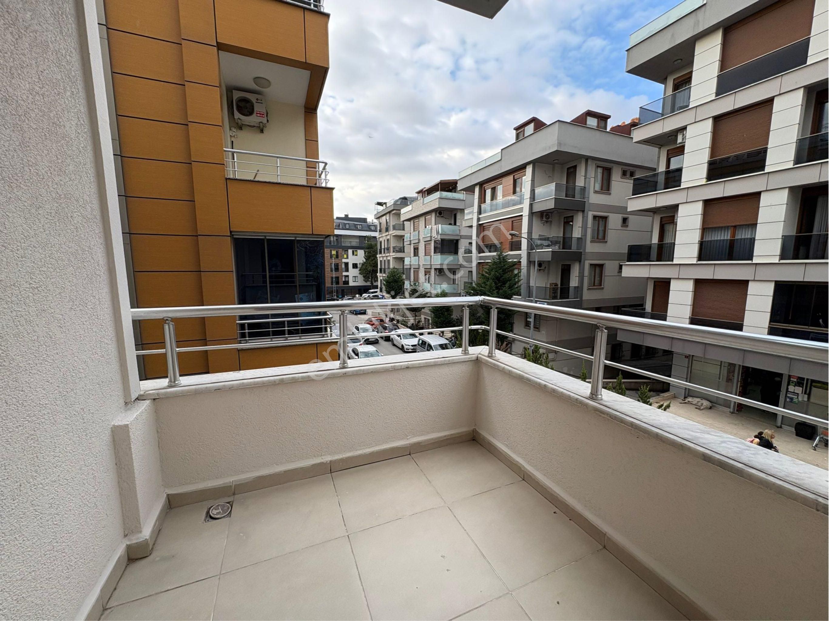 Oben'den Küçükyalıda Metroya Yakın 2+1 Net 60 M² - Görsel 8