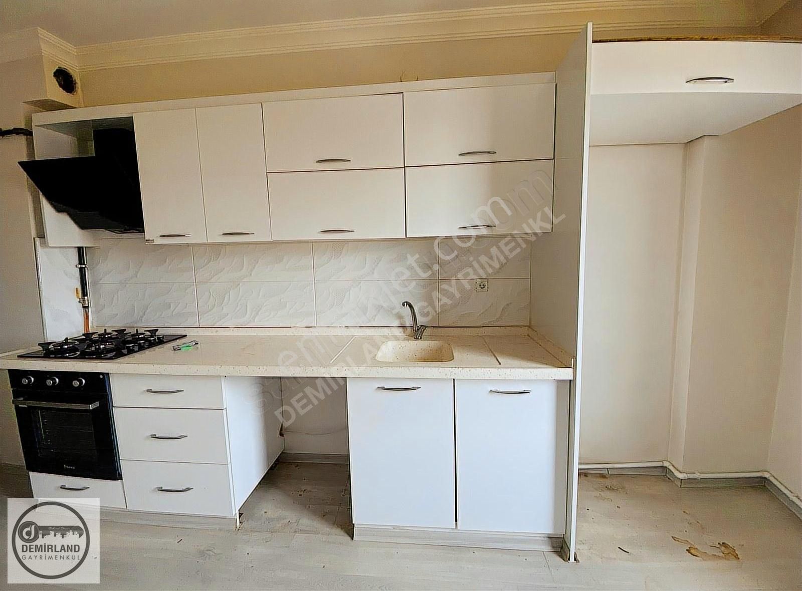 Demirland'dan Satılık Mecidiye Mahallesinde 2+1 Daire