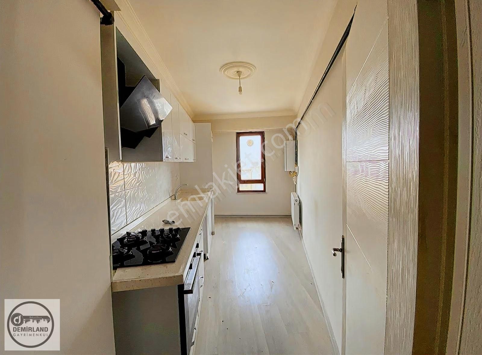 Demirland'dan Satılık Mecidiye Mahallesinde 2+1 Daire - Görsel 9