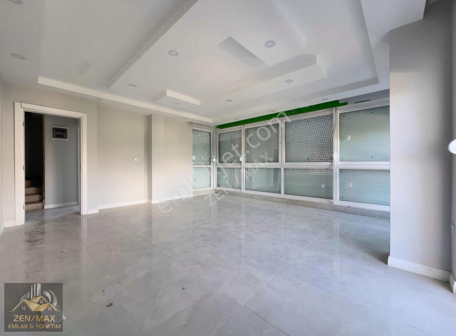 Side'de 4+1 Havuzlu Satılık Sıfır Lüks Dubleks Daire