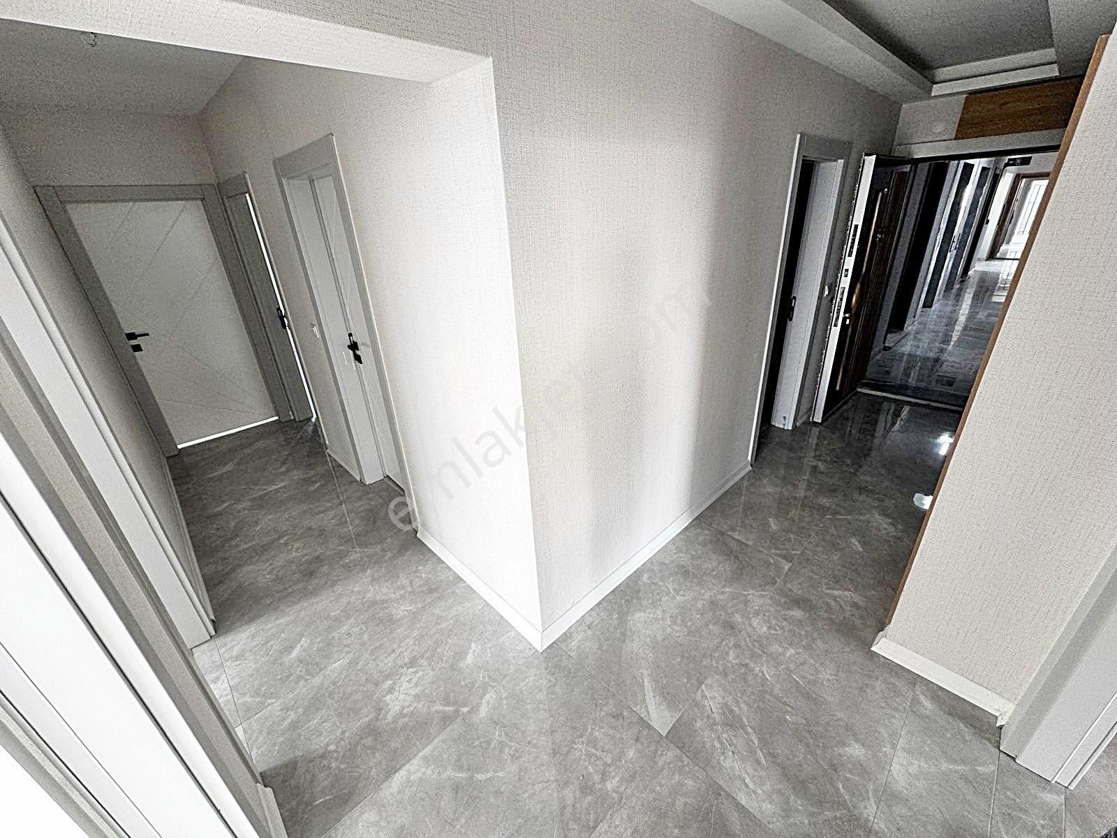 Çiğdemtepede 3+1 Ultra Lüks Yapılı Manzaralı Sıfır Site Dairesi - Görsel 18