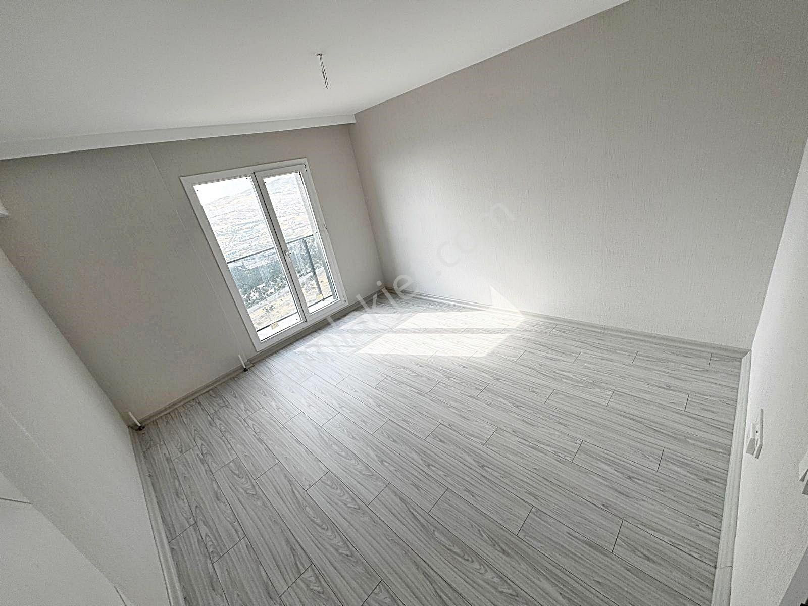 Çiğdemtepede 3+1 Ultra Lüks Yapılı Manzaralı Sıfır Site Dairesi - Görsel 17