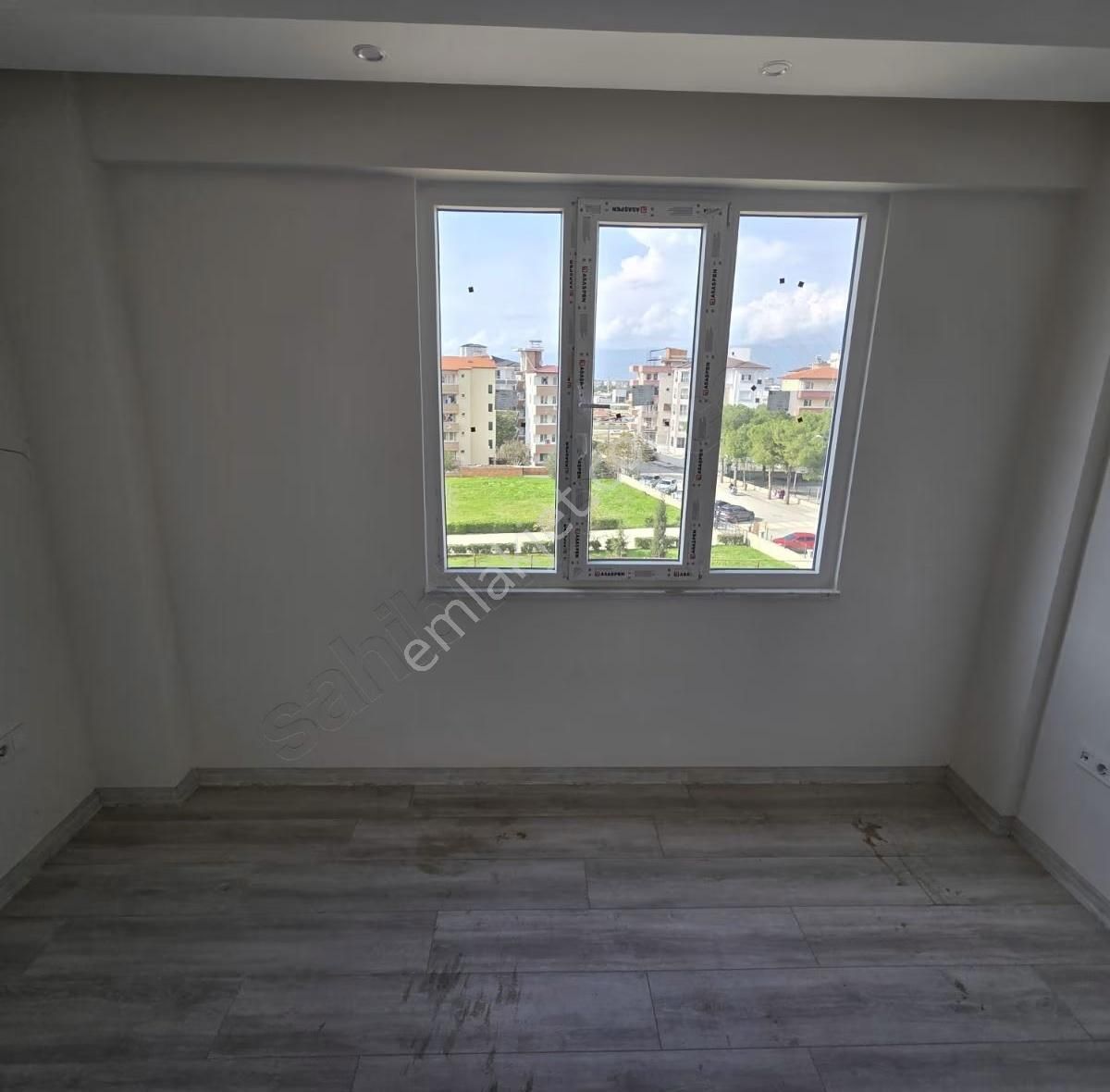 Bademalanı'nda Mükemmel Konumda Açık Mutfak 2+1 - Görsel 26