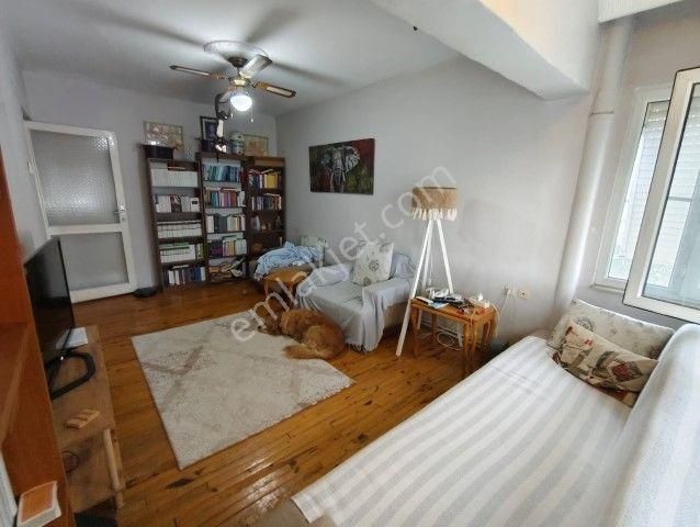 Çiğli İzkentte Park Manzaralı 3+1 Satılık Daire