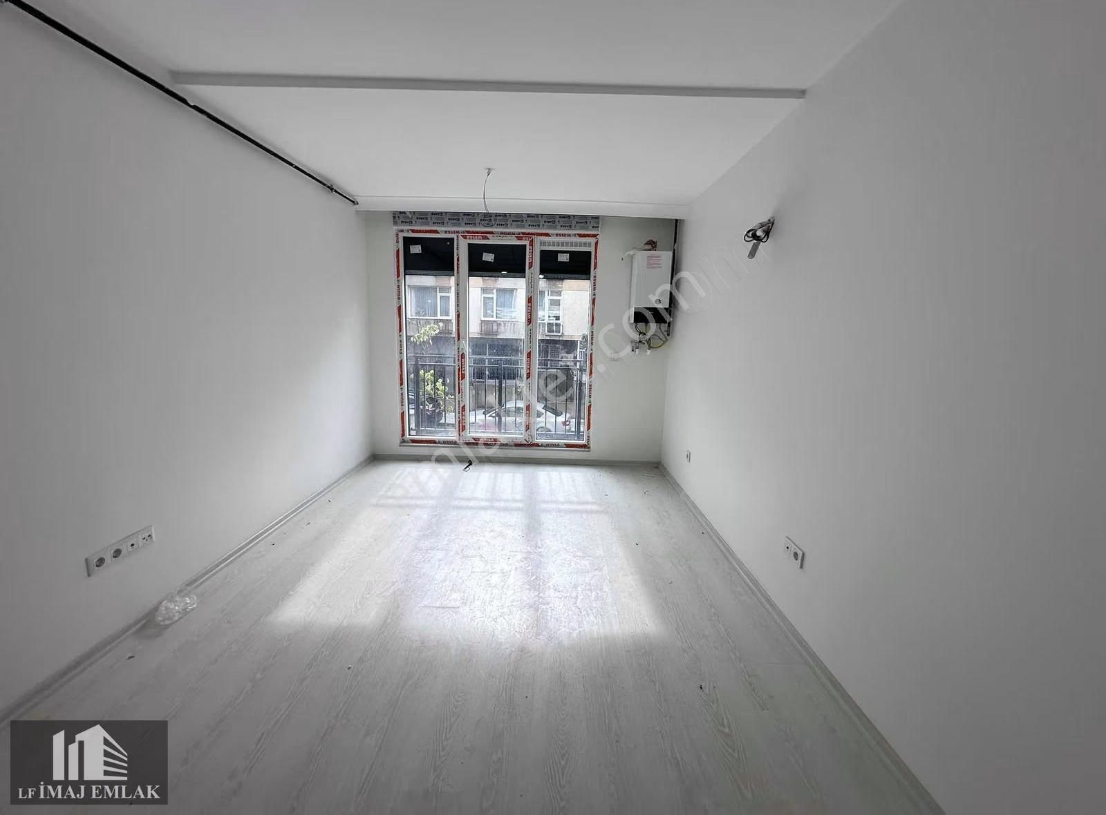 Çatalçeşmede Caddeye 6. Bina 2+1 75 M2 Yeni Bina - Görsel 15